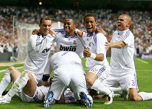 索内斯：萨拉赫不配进首发，他认为不必努力去争夺一席之地