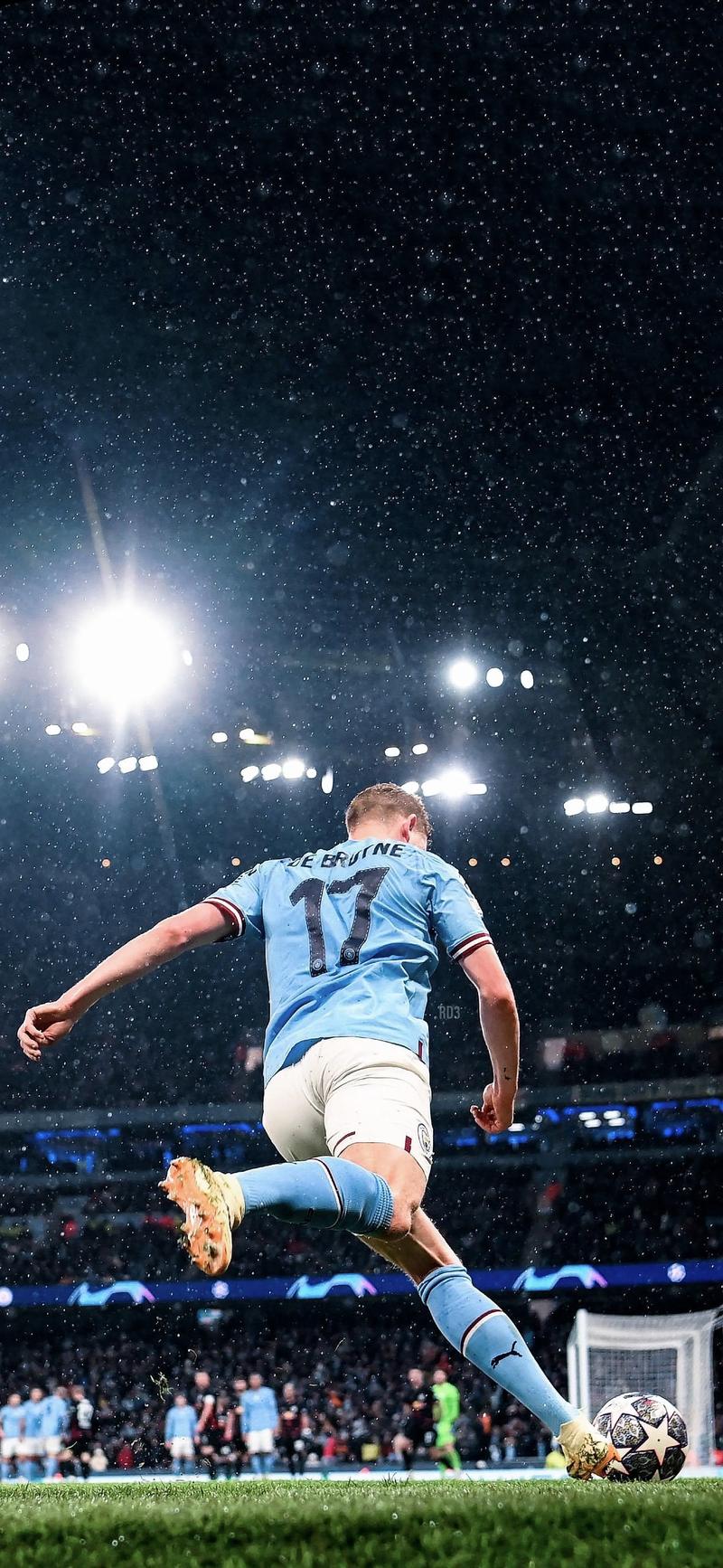 76人以123-114战胜雄鹿，马克西砍54分，助球队逆转三连败，稳居东部第六。