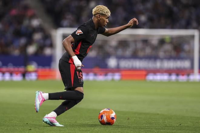 常德日报：“湘超”常德队球员尹艺霖加盟辽宁铁人