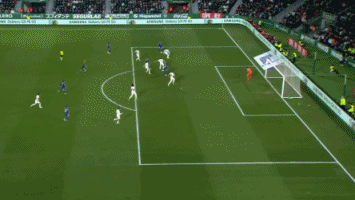 澳超半场：科斯格罗夫梅开二度，奥克兰FC2-1惠灵顿凤凰